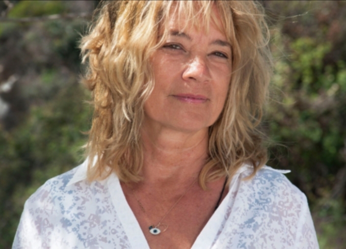 Linda Graf - Hypnotherapy and Energy Healing in Paleros at the Ionian Sea